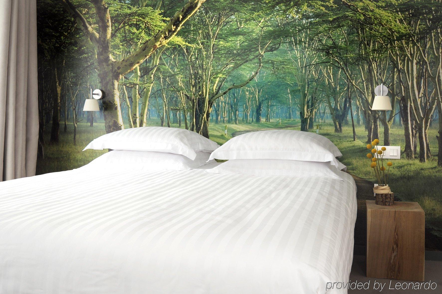 L'Echappee Belle Hotel L'Isle-Jourdain  Ngoại thất bức ảnh