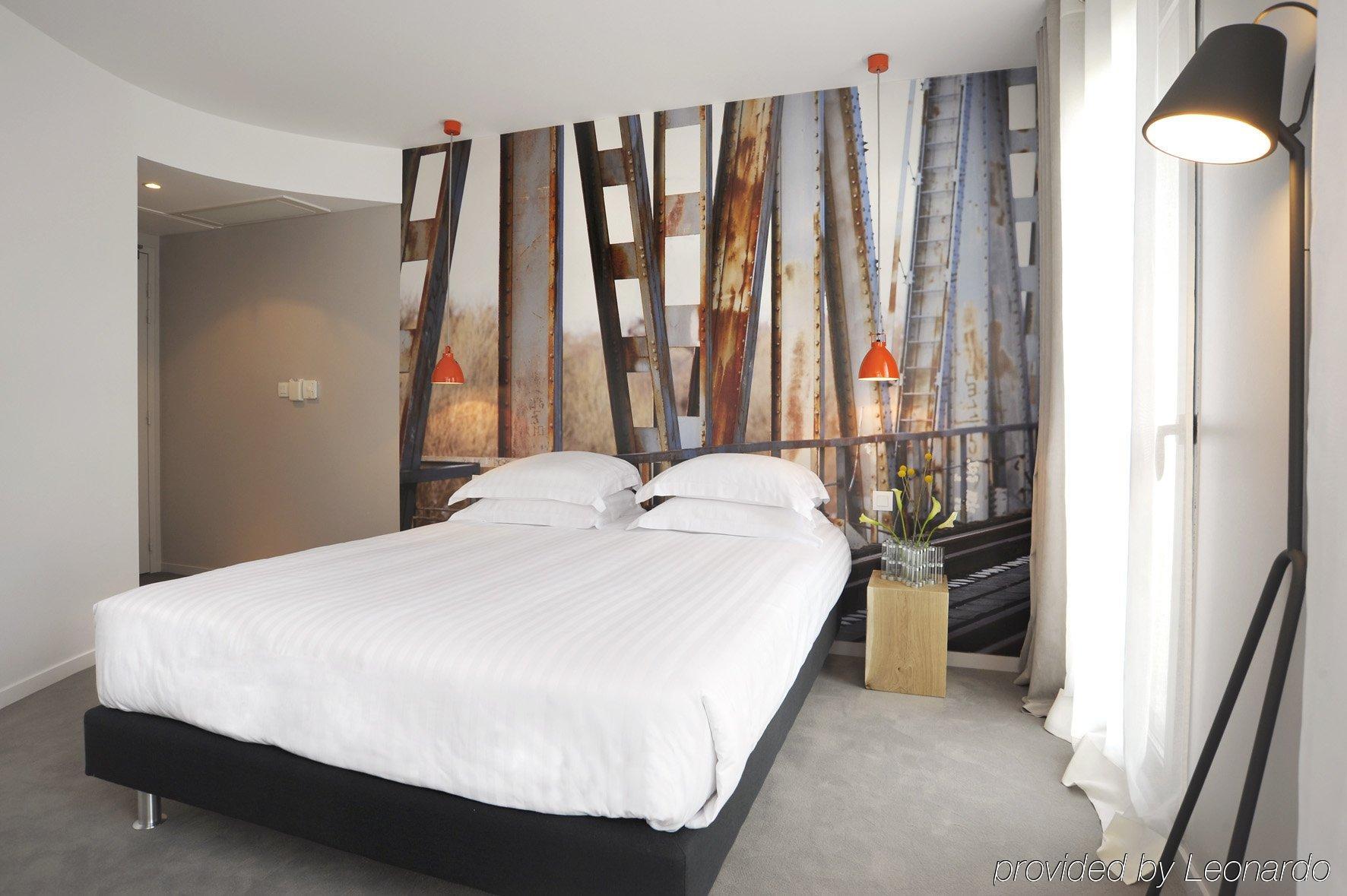 L'Echappee Belle Hotel L'Isle-Jourdain  Ngoại thất bức ảnh