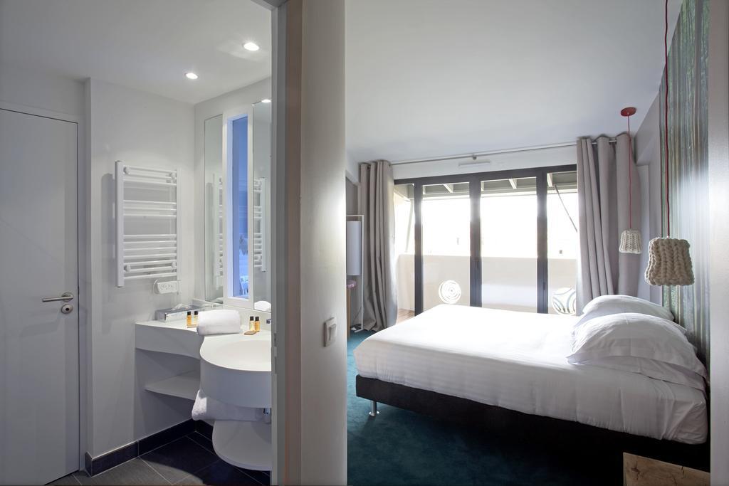 L'Echappee Belle Hotel L'Isle-Jourdain  Ngoại thất bức ảnh