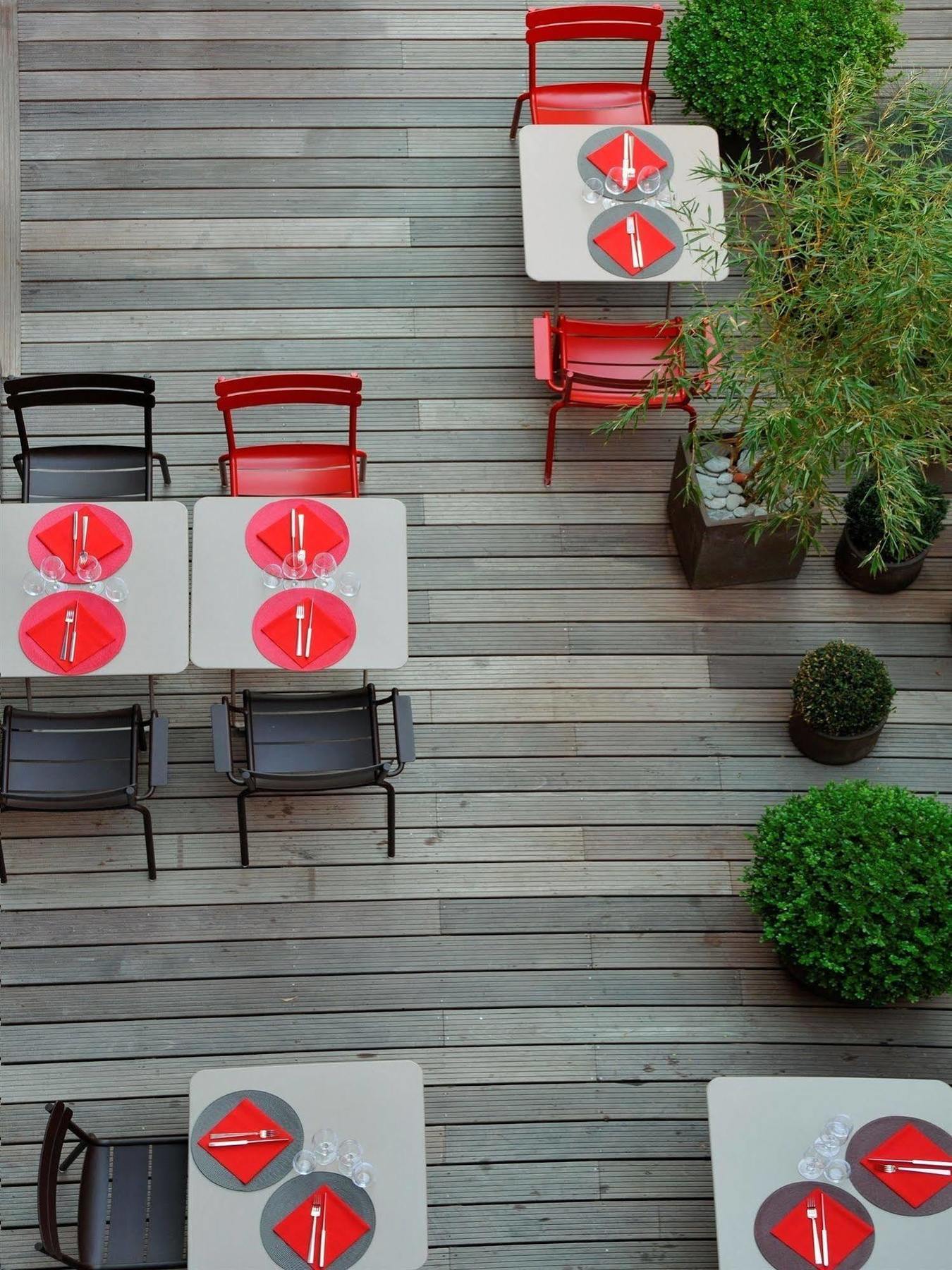 L'Echappee Belle Hotel L'Isle-Jourdain  Ngoại thất bức ảnh